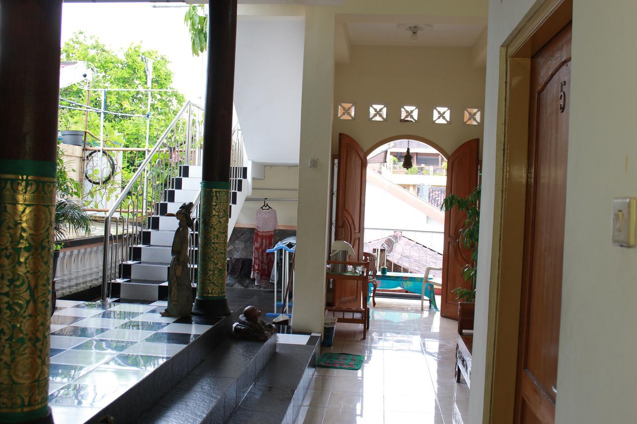 La Javanaise Home Stay Malioboro Yogyakarta Exterior photo