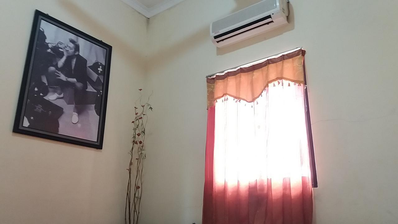 La Javanaise Home Stay Malioboro Yogyakarta Exterior photo