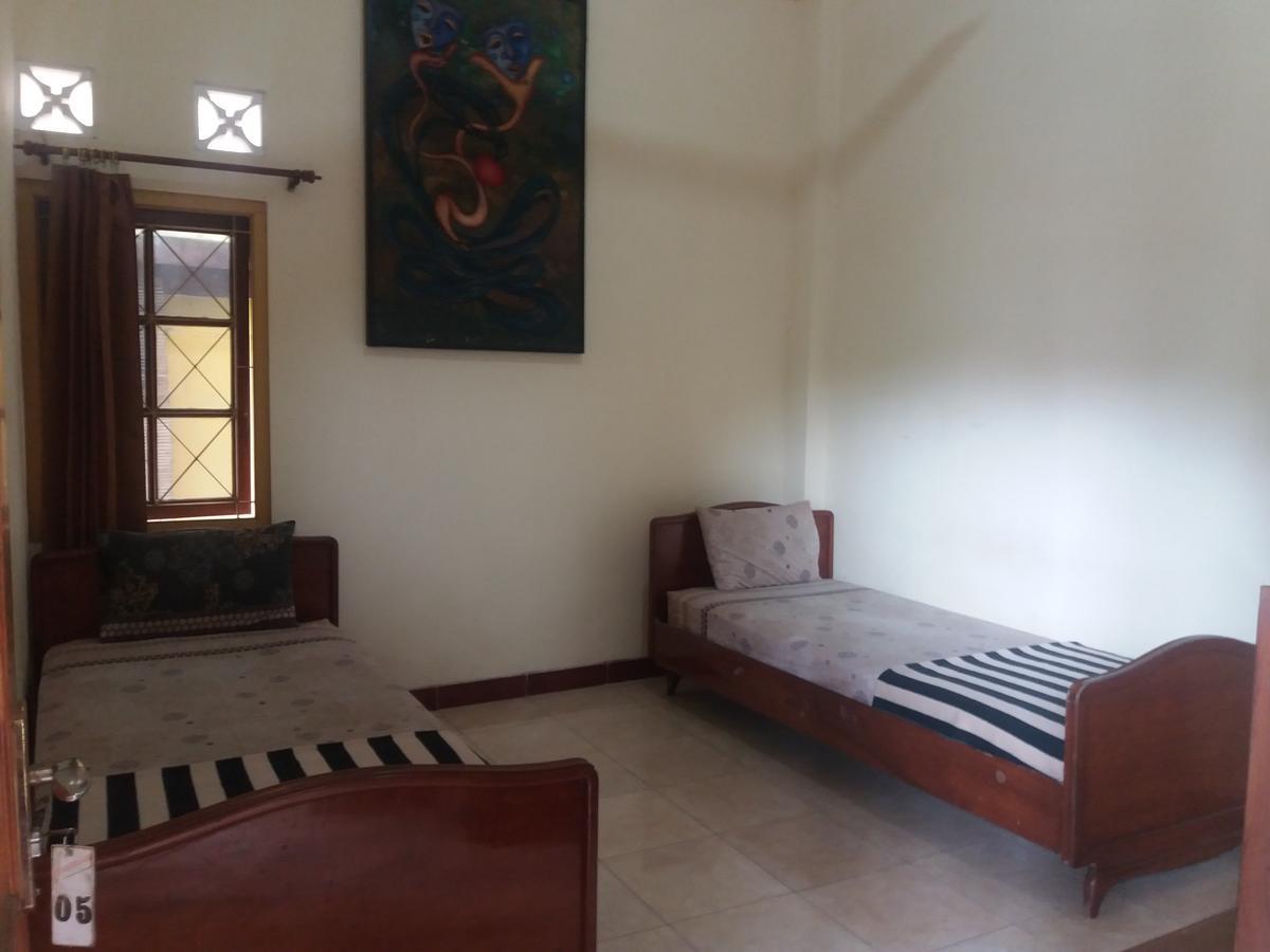 La Javanaise Home Stay Malioboro Yogyakarta Exterior photo